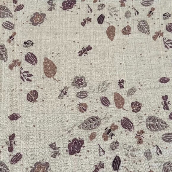 Aden + Anais "Once Upon A Time" Lightweight Muslin Blanket - 100% Organic Cotton - Picture 2 of 4